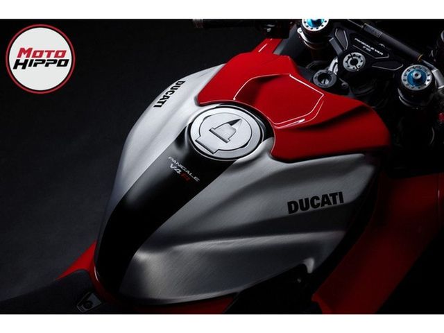 ducati - panigale-v4-r