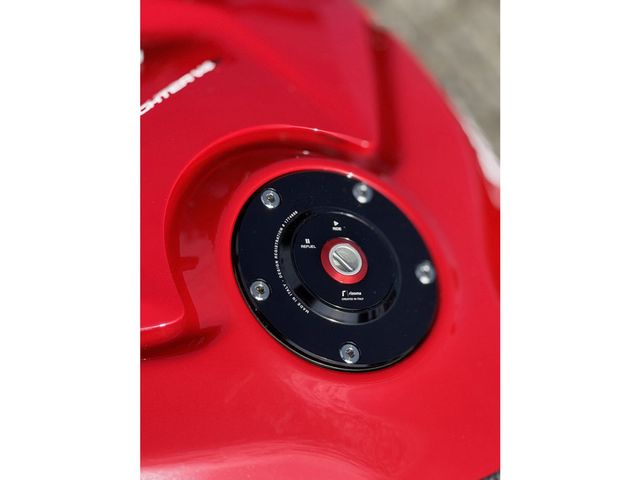 ducati - streetfighter-v4s