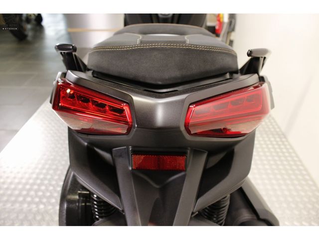 yamaha - x-max-300-tech-max