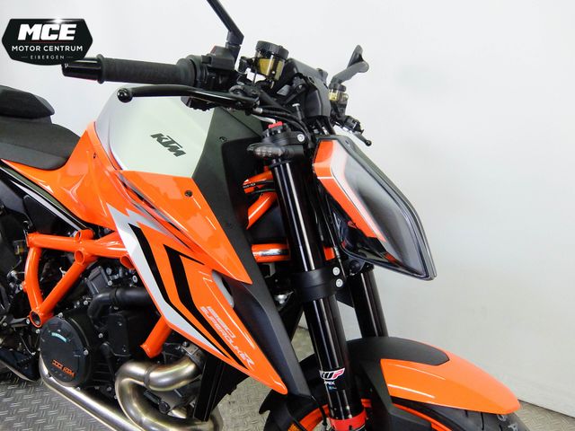 ktm - 1290-super-duke-r-evo