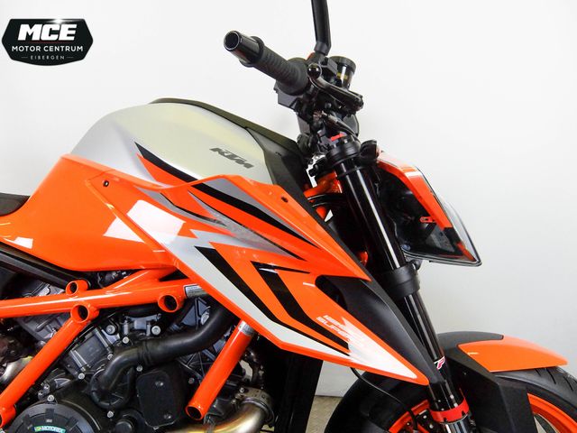 ktm - 1290-super-duke-r-evo