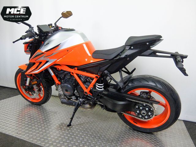 ktm - 1290-super-duke-r-evo