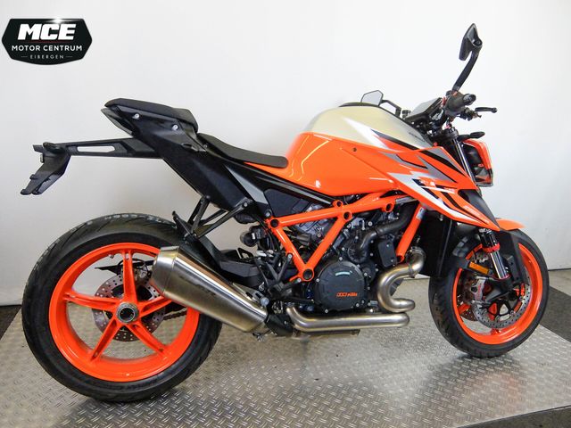 ktm - 1290-super-duke-r-evo