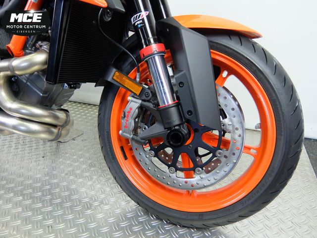 ktm - 1290-super-duke-r-evo