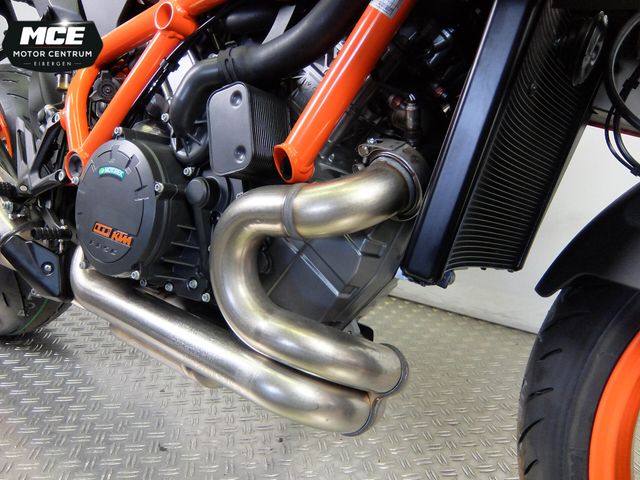 ktm - 1290-super-duke-r-evo