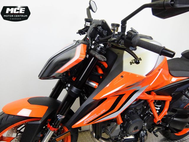 ktm - 1290-super-duke-r-evo