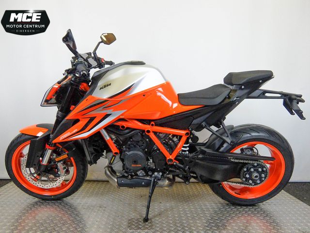 ktm - 1290-super-duke-r-evo