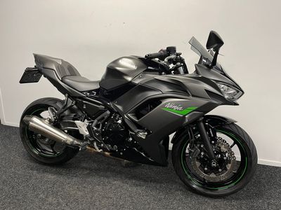 KAWASAKI NINJA 650 – foto 3