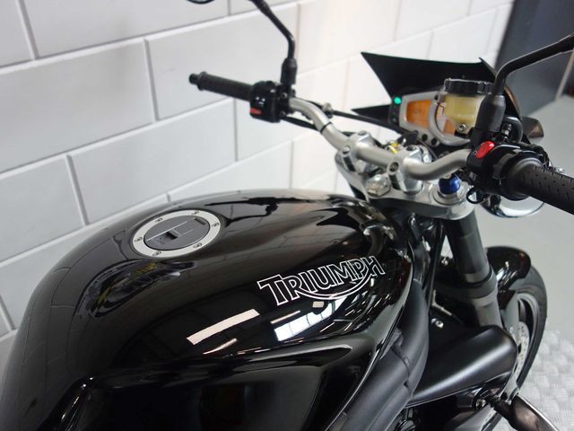 triumph - speed-triple