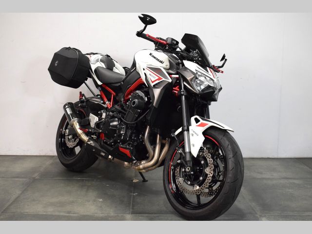 kawasaki - z900