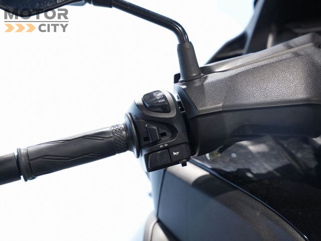 yamaha - tricity-300