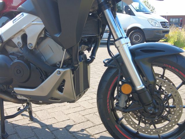 honda - vfr-800-x-crossrunner