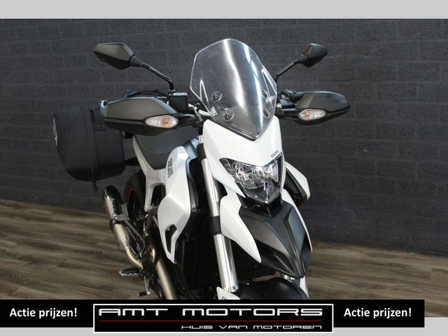 ducati - hypermotard-821