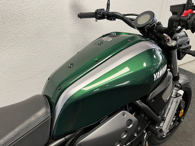yamaha - xsr-700