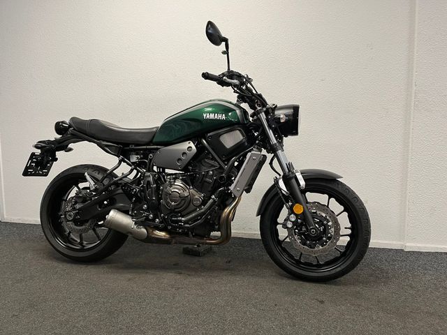 yamaha - xsr-700
