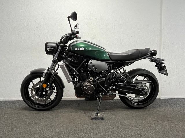 yamaha - xsr-700
