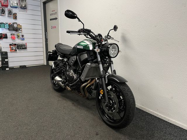 yamaha - xsr-700