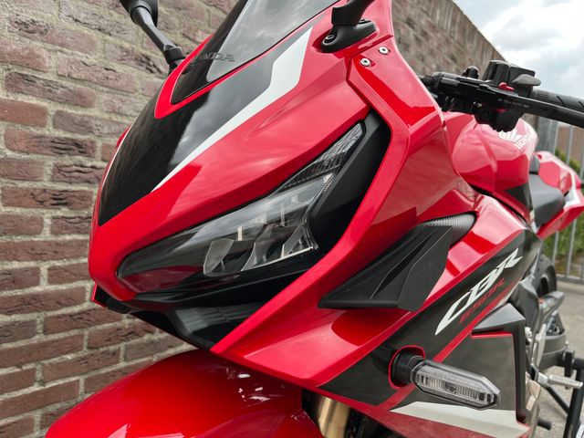 honda - cbr-650-r