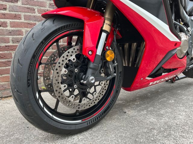 honda - cbr-650-r