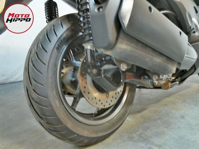 yamaha - x-max-300-abs