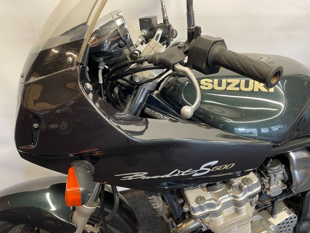 suzuki - gsf-600-s-bandit