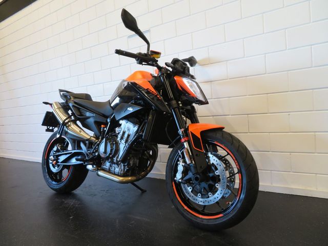 ktm - 890-duke