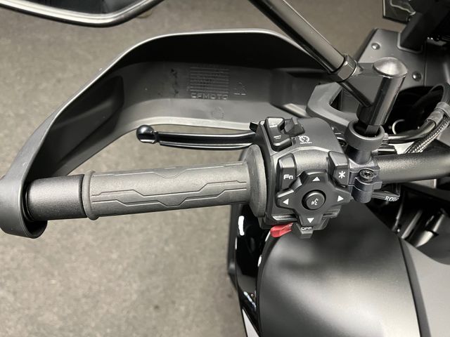 cfmoto - 800-mt-explorer