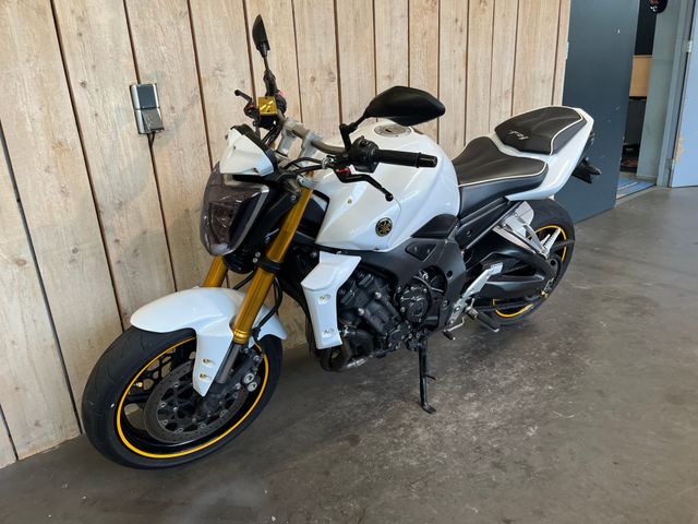 yamaha - fz-1