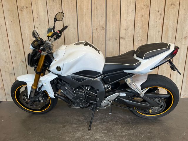 yamaha - fz-1