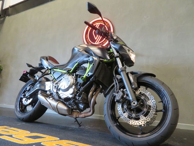 kawasaki - z650-abs