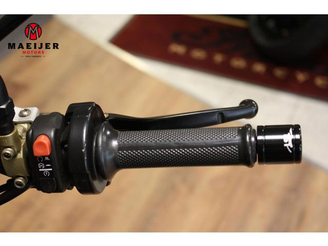 moto-guzzi - v-11-sport-scura