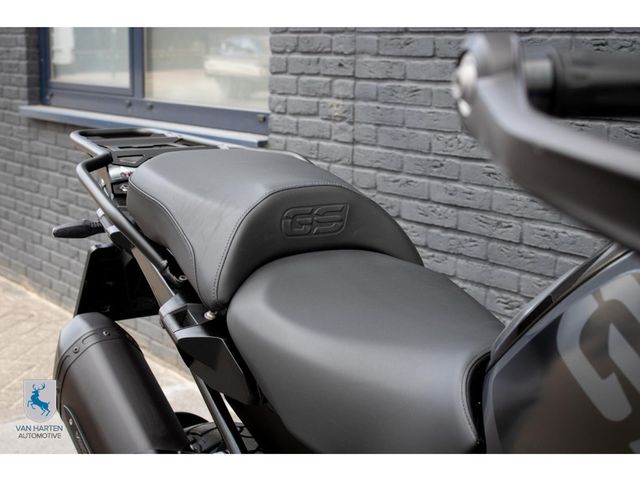 bmw - r-1250-gs-triple-black