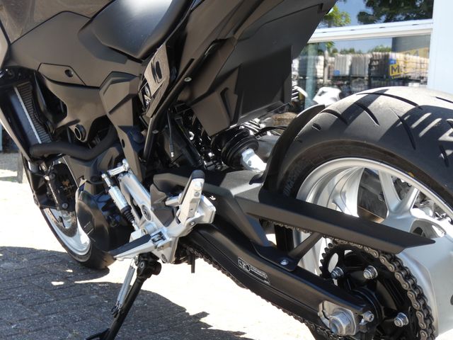 bmw - f-900-r