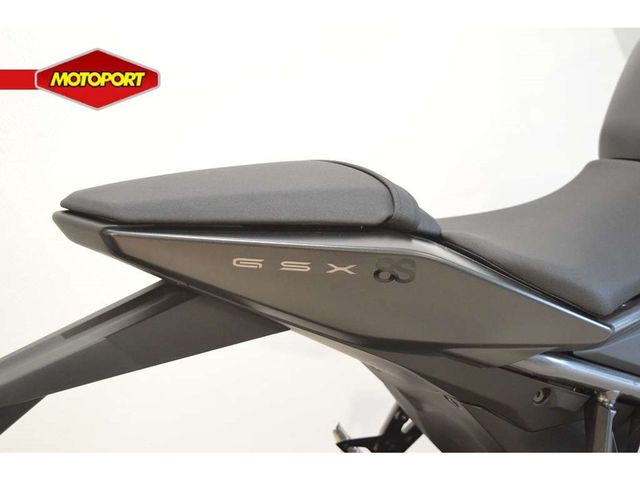 suzuki - gsx-8s