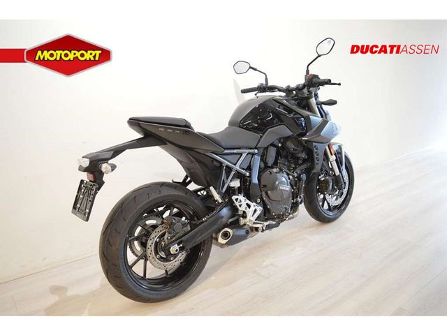 suzuki - gsx-8s