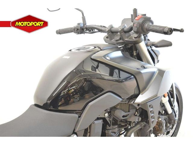 suzuki - gsx-8s
