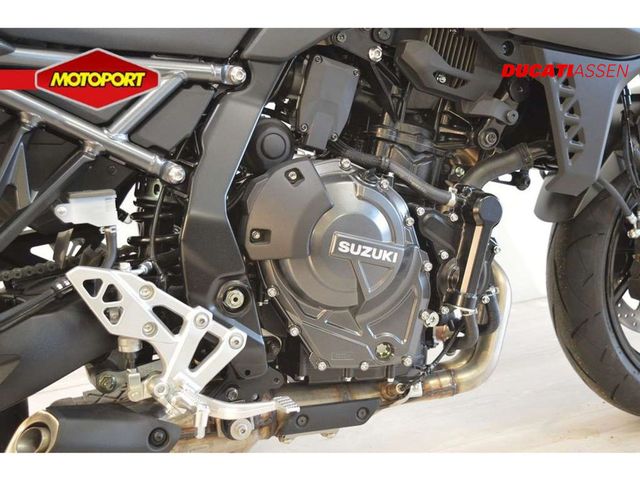 suzuki - gsx-8s