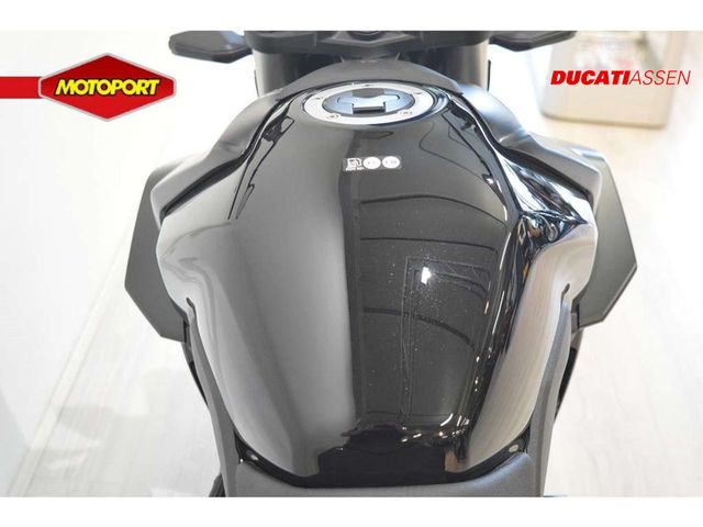 suzuki - gsx-8s