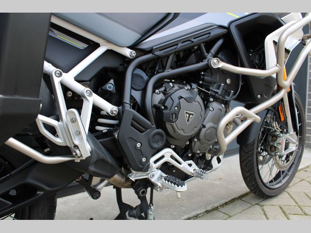 triumph - tiger-900-rally-aragon-edition