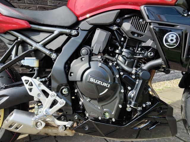suzuki - gsx-8tt
