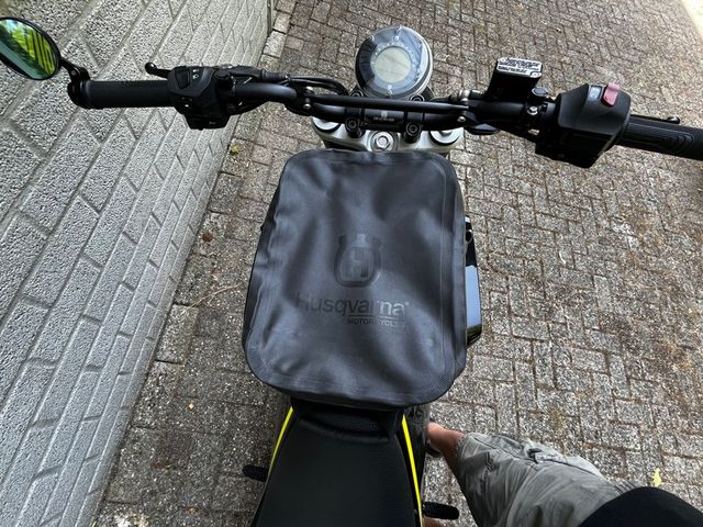 husqvarna - svartpilen-401
