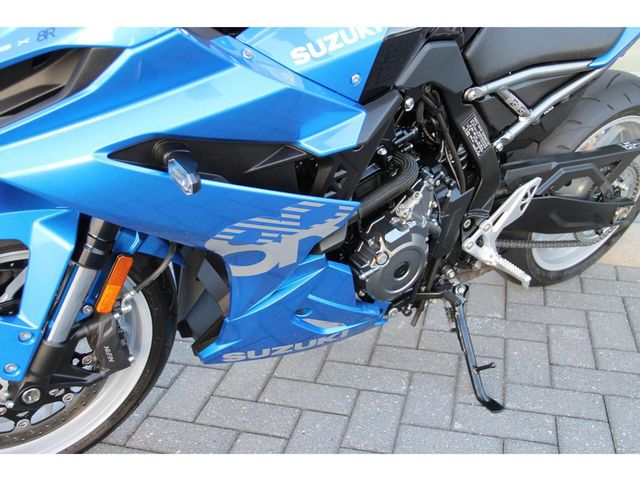 suzuki - gsx-8r
