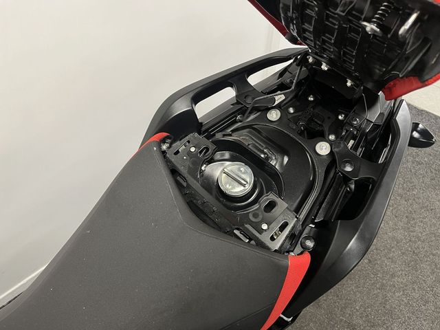 honda - nc-750-s-dct