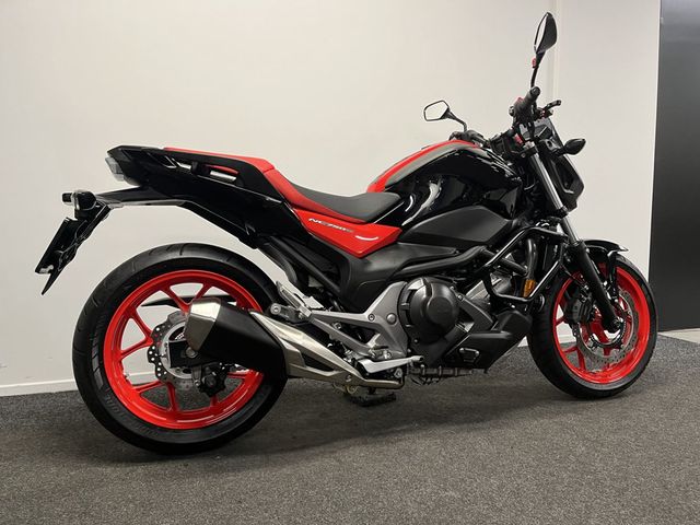 honda - nc-750-s-dct