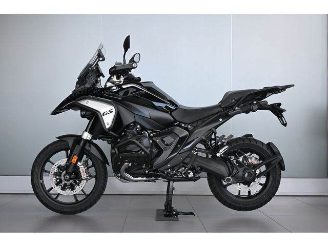 bmw - r-1300-gs-triple-black