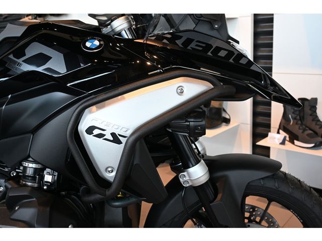 bmw - r-1300-gs-triple-black