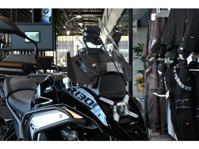 bmw - r-1300-gs-triple-black