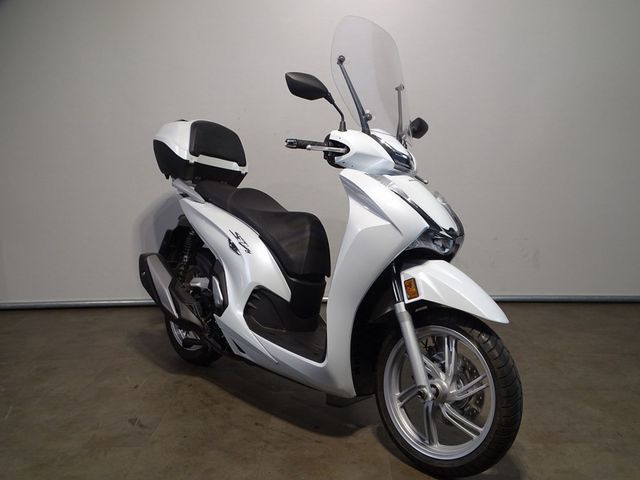 honda - sh-300i---abs