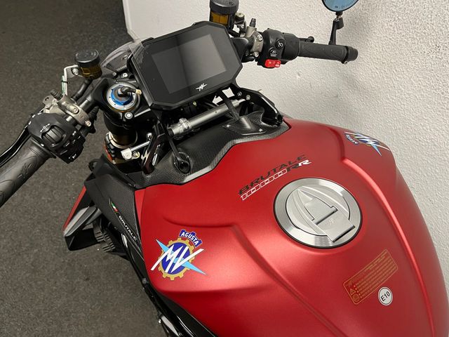 mv-agusta - brutale-1000-rr