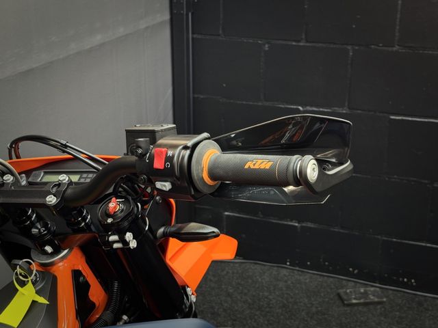 ktm - 690-smc-r